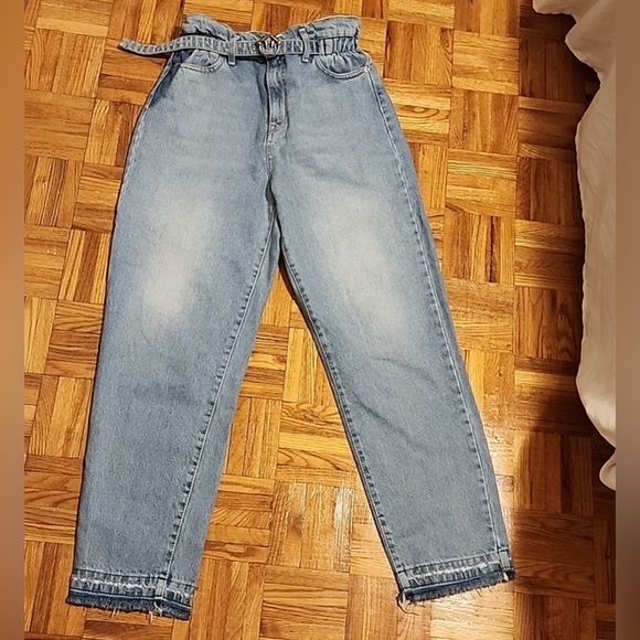 Pinko Love Birds Belted Jeans. - Picture 6 of 11